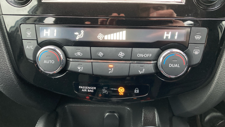 Nissan Qashqai 1.5 dCi 115 Acenta Premium 5dr Diesel Hatchback